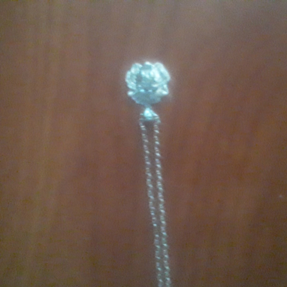 18k gold chain  w pendant